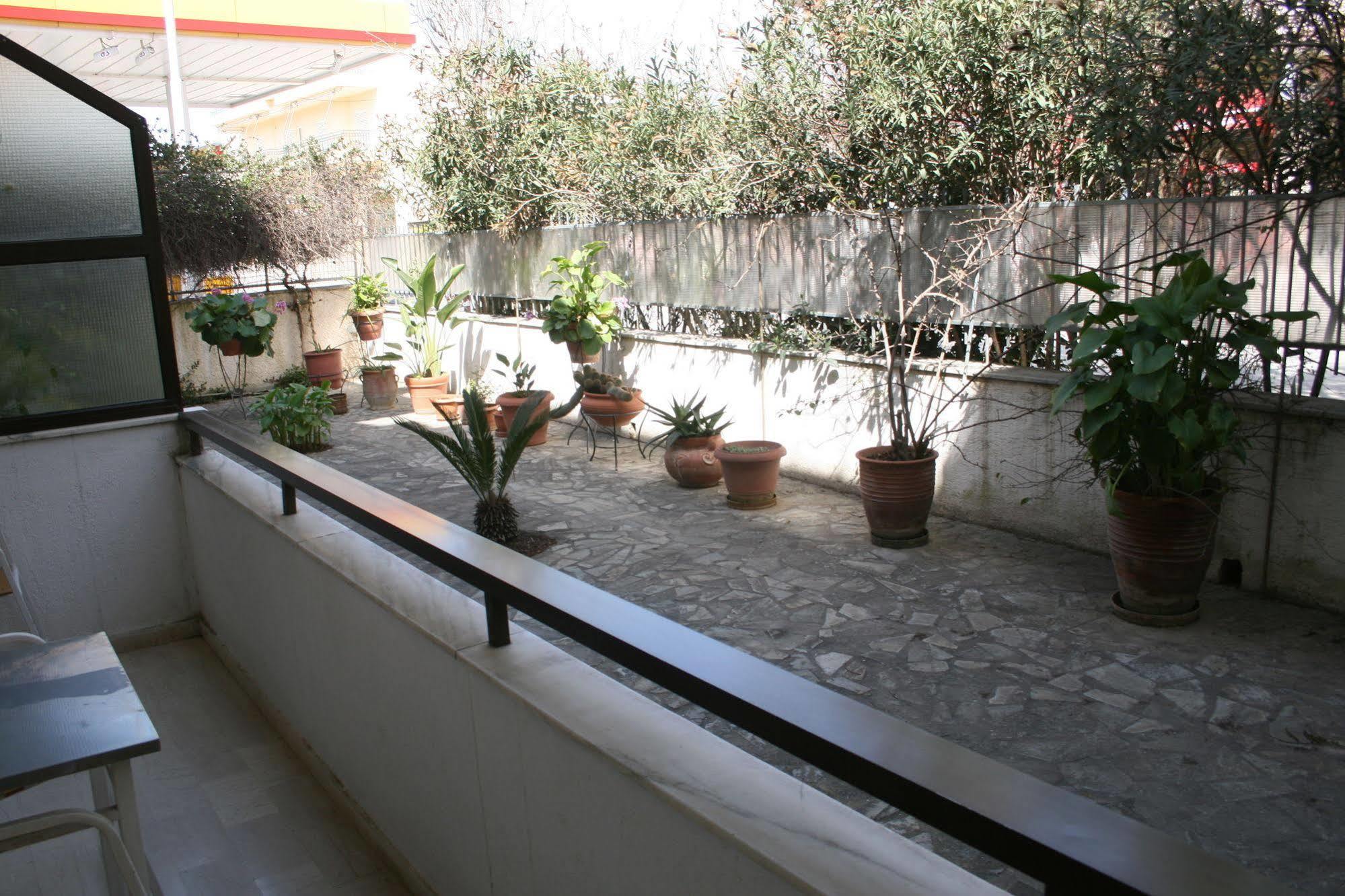Aparthotel Iliahtides Amarinto Exterior foto